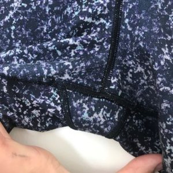 Lululemon Journey Crop Rocky Road Splatter🖤 - Picture 10 of 13